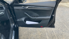 Skoda Octavia 1.4 TSI iV SE Technology DSG 5dr Estate